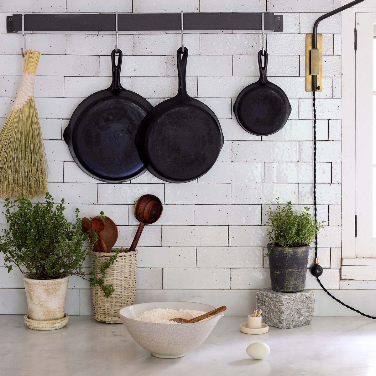 Basic Planter, Grey Patina