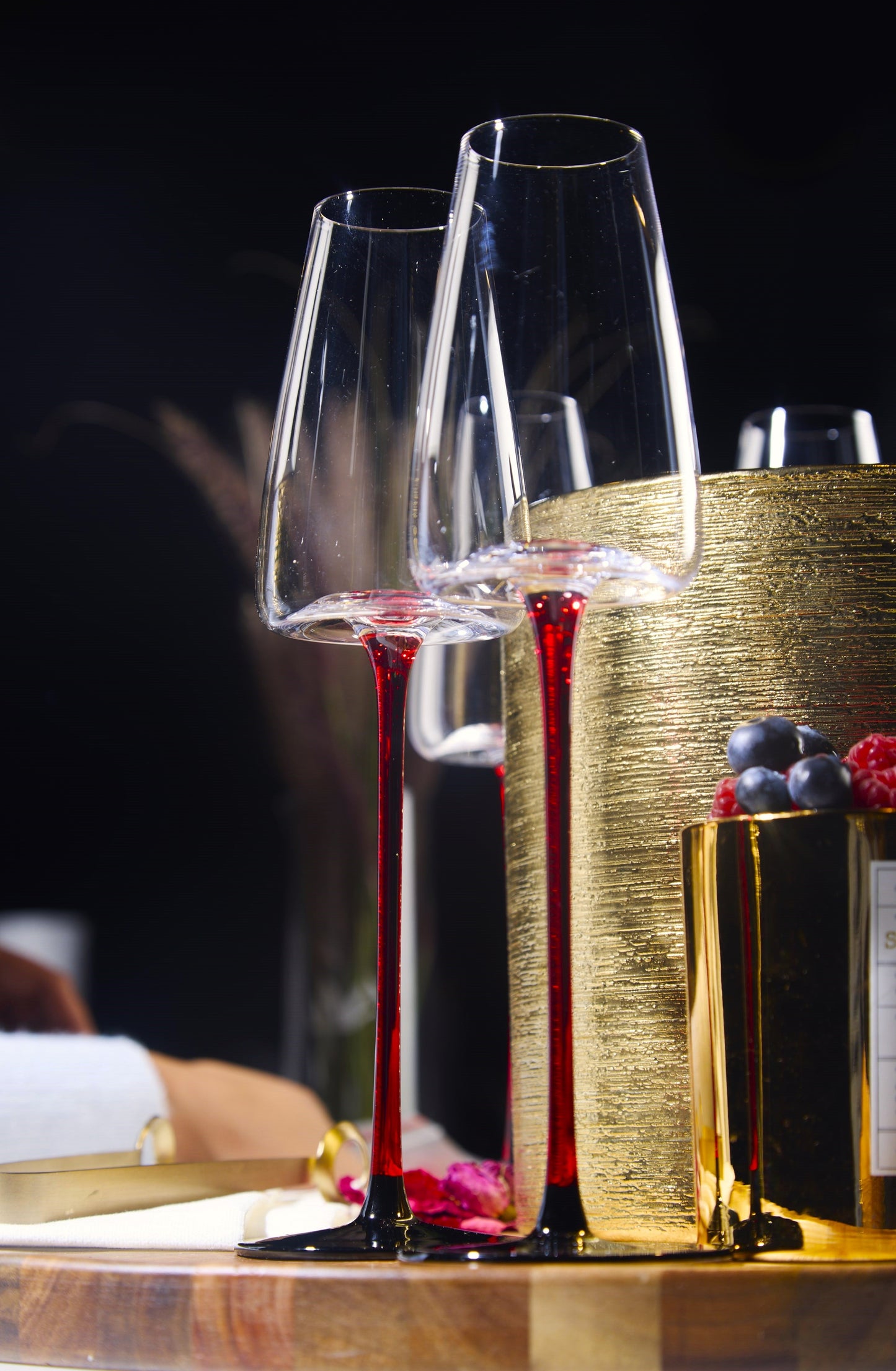 Concave Champagne Glasses - 9oz