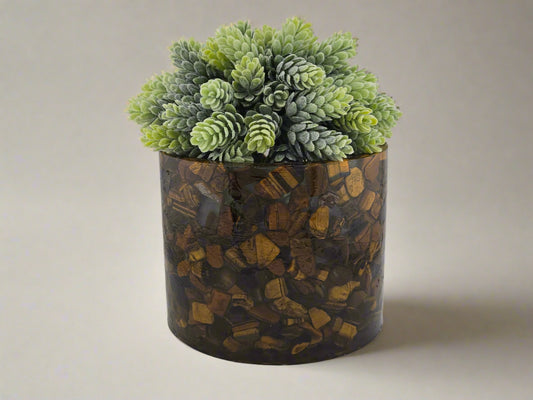 5.9" Tiger's Eye Planter neutral background